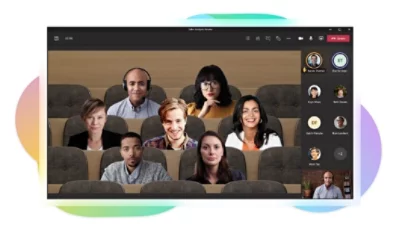 Uma chamada de vídeo do Teams no Modo conferência.